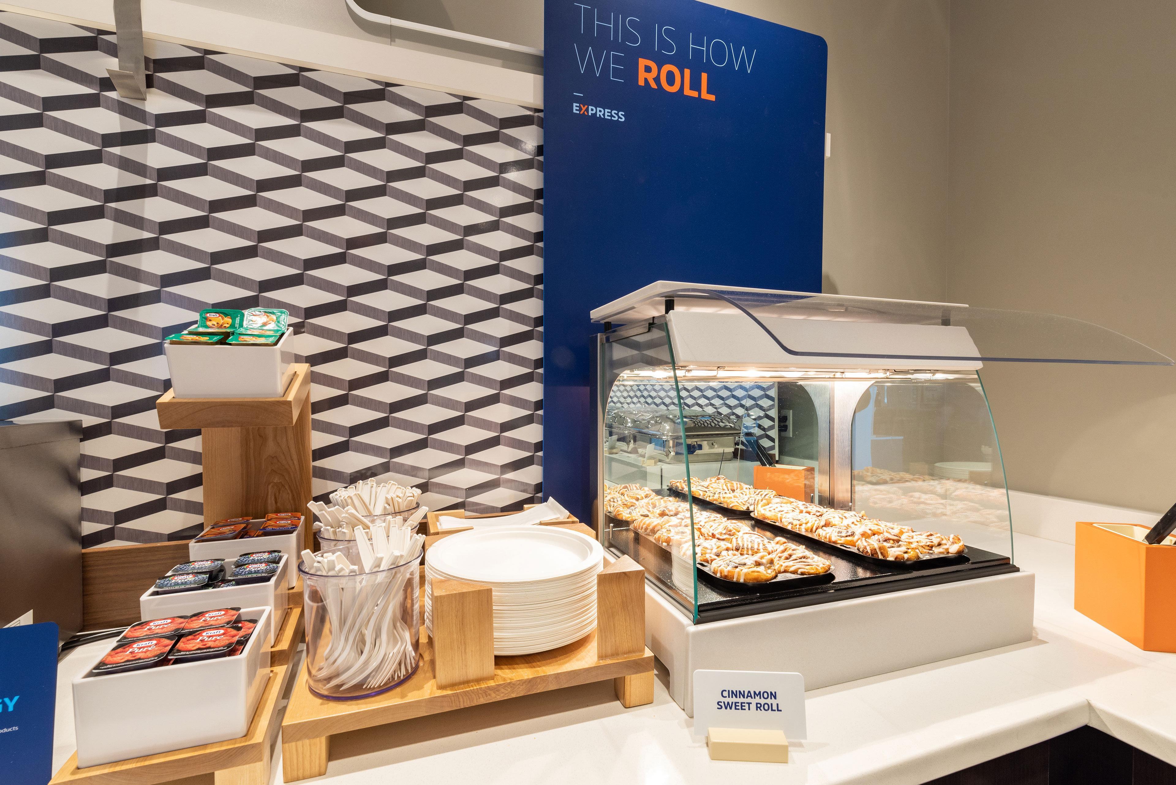 Holiday Inn Express Detroit-Warren/General Motors Technology Center By Ihg Extérieur photo