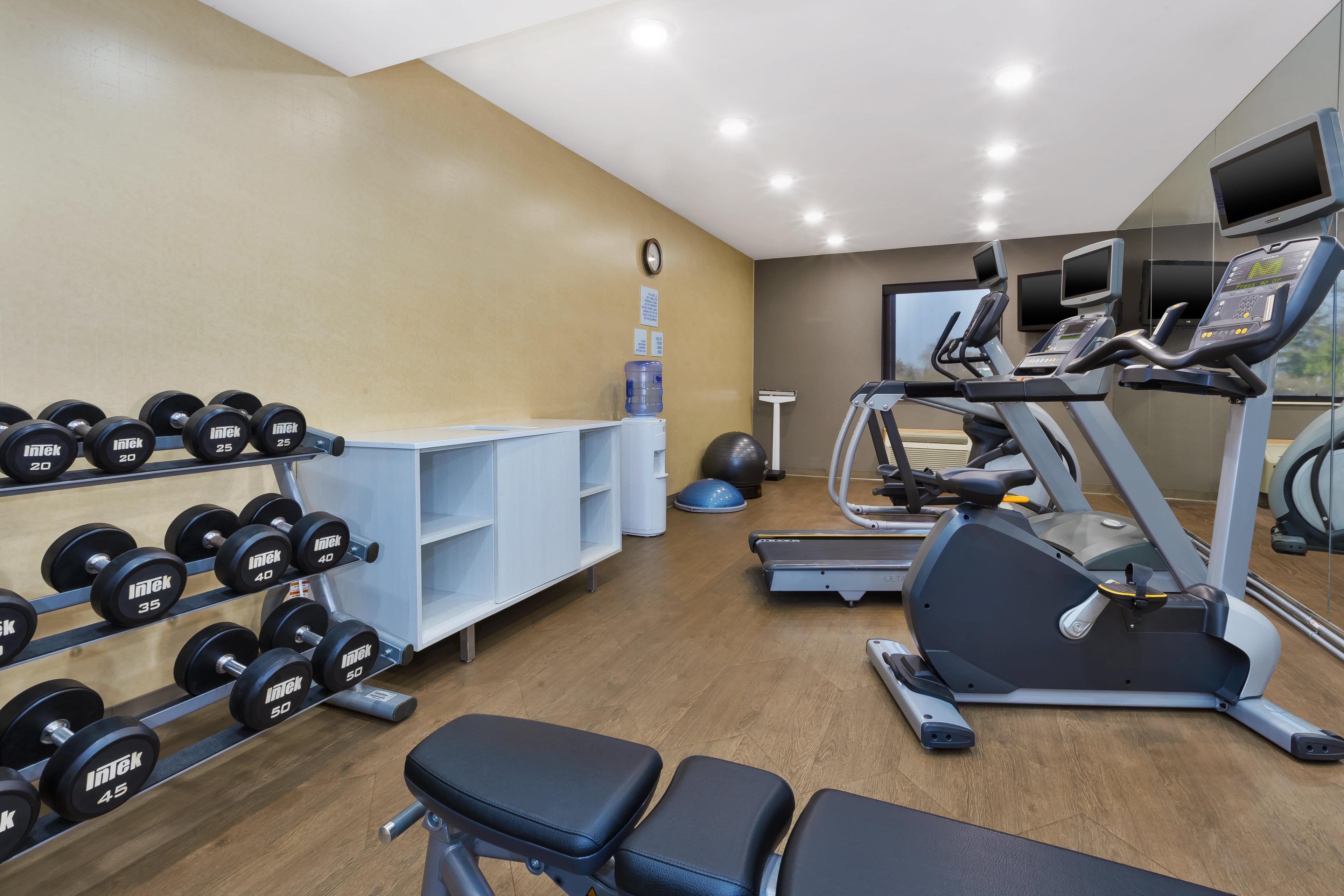 Holiday Inn Express Detroit-Warren/General Motors Technology Center By Ihg Extérieur photo