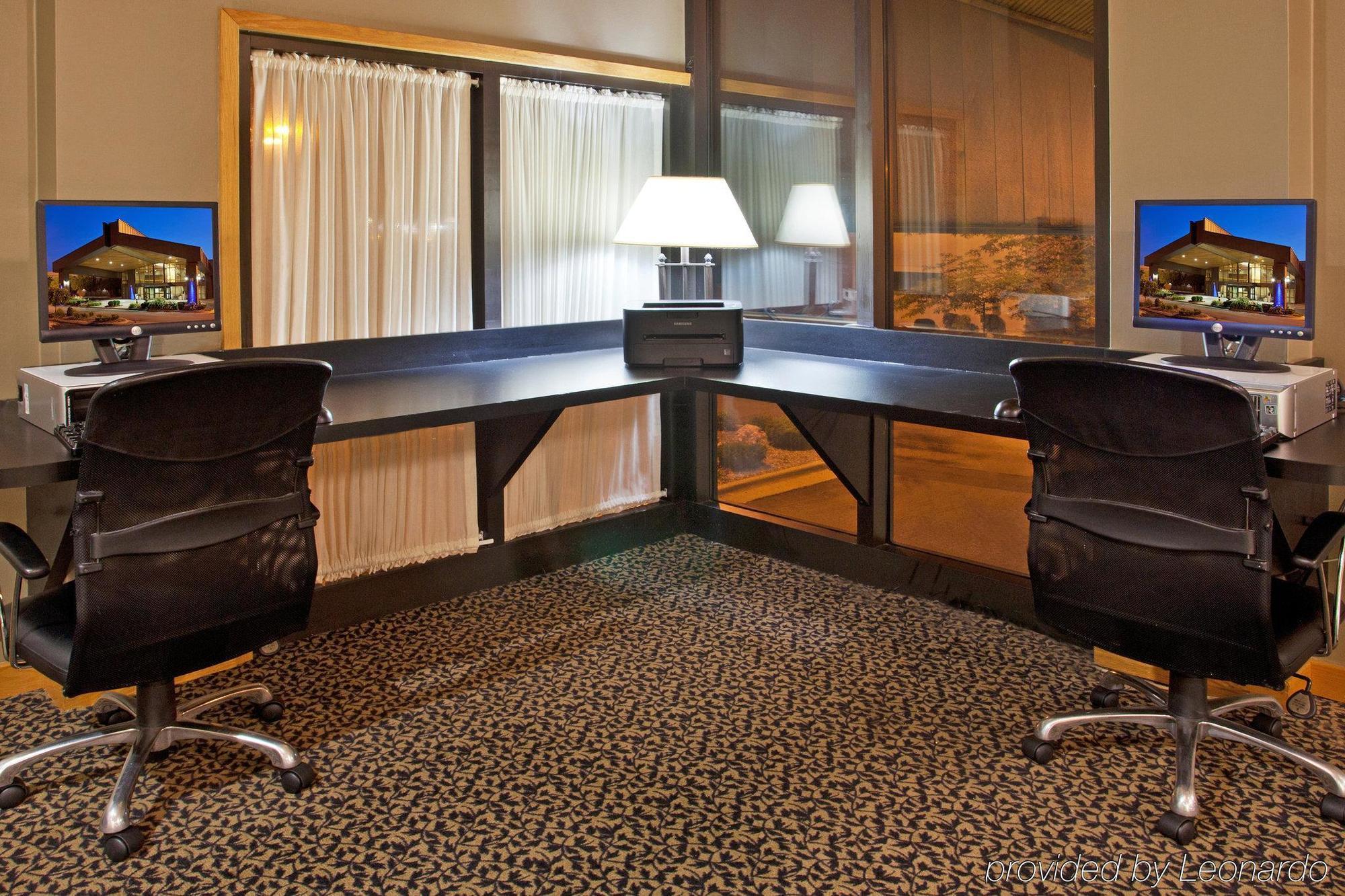 Holiday Inn Express Detroit-Warren/General Motors Technology Center By Ihg Facilités photo