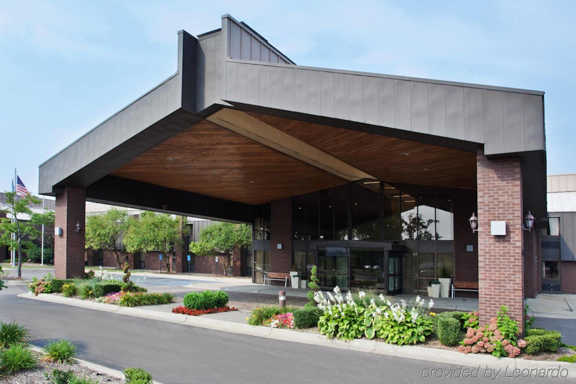 Holiday Inn Express Detroit-Warren/General Motors Technology Center By Ihg Extérieur photo