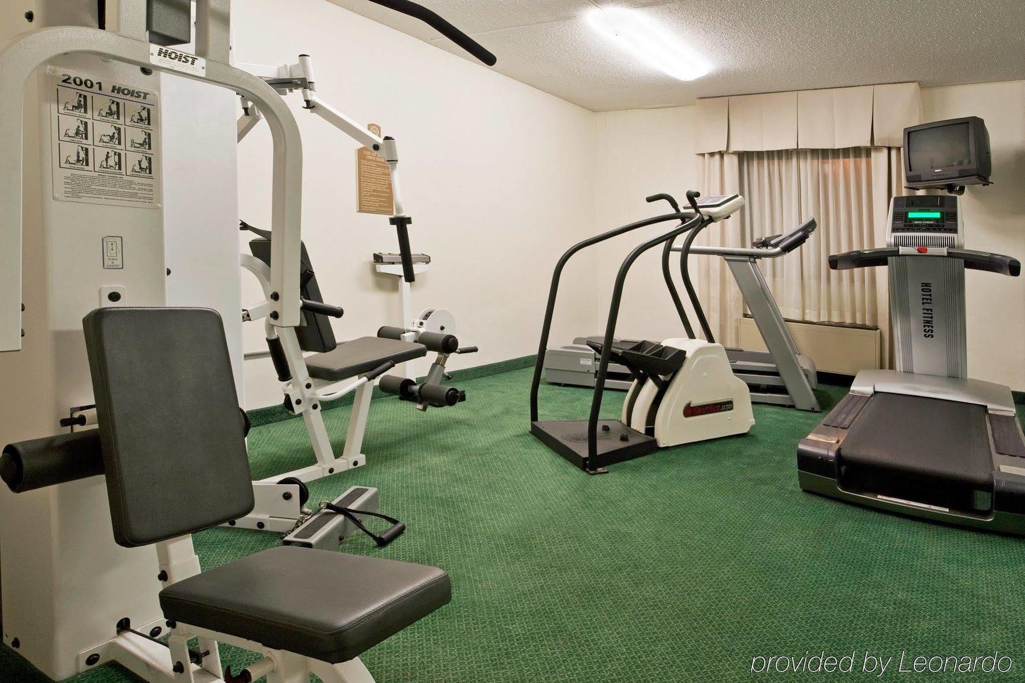 Holiday Inn Express Detroit-Warren/General Motors Technology Center By Ihg Extérieur photo